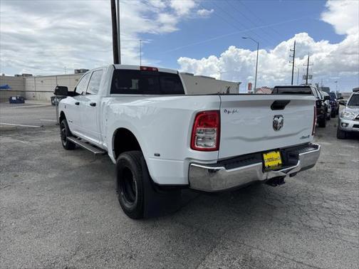 2020 RAM 3500 Tradesman Crew Cab 4x4 8' Box