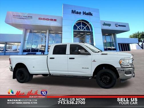2020 RAM 3500 Tradesman Crew Cab 4x4 8' Box