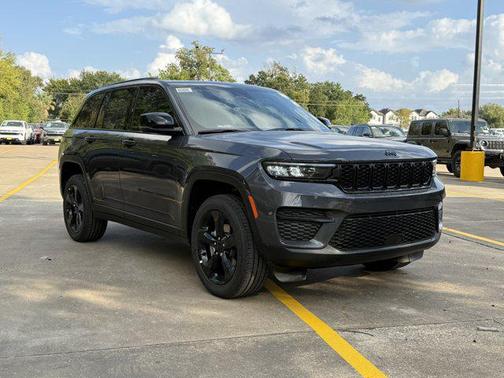 2025 Jeep Grand Cherokee Altitude