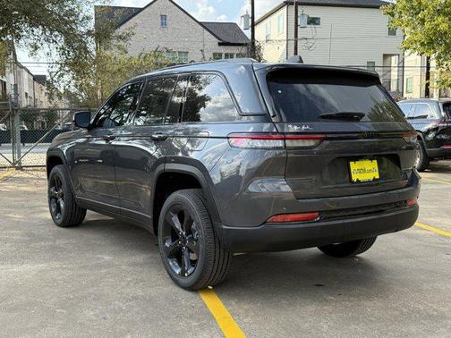 2025 Jeep Grand Cherokee Altitude