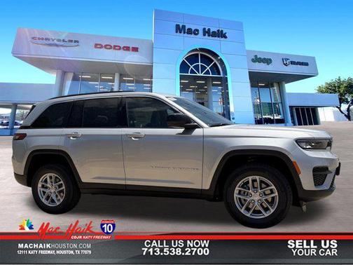 Silver Zynith 2026 Jeep Grand Cherokee Laredo