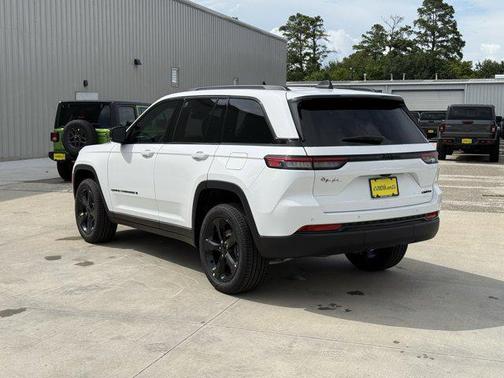 2025 Jeep Grand Cherokee Limited X