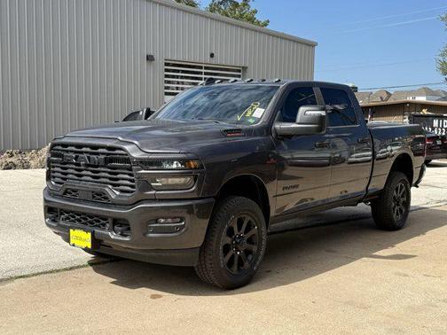 2025 RAM 2500 Lone Star Crew Cab 4x4 6'4' Box