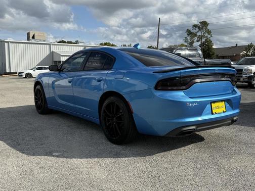 2016 Dodge Charger SXT