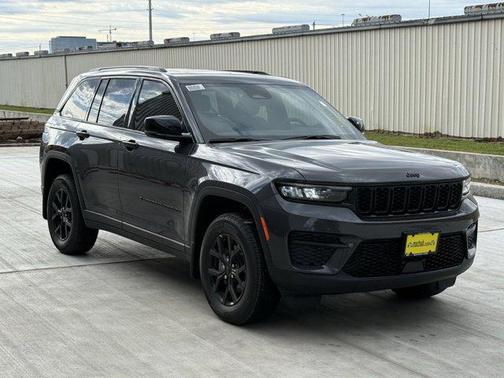 2025 Jeep Grand Cherokee Altitude