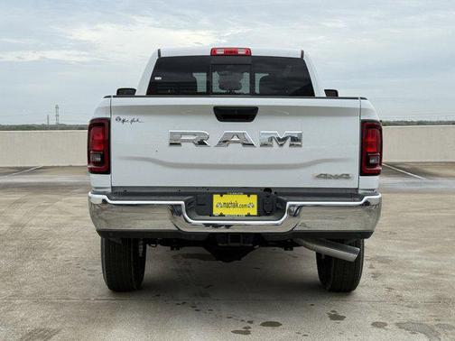 2025 RAM 2500 Tradesman Crew Cab 4x4 6'4' Box