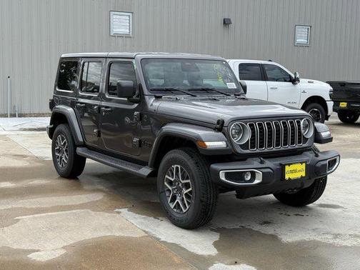 2025 Jeep Wrangler 4-Door Sahara 4x4