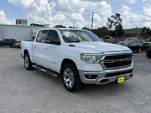 2022 RAM 1500 Classic SLT
