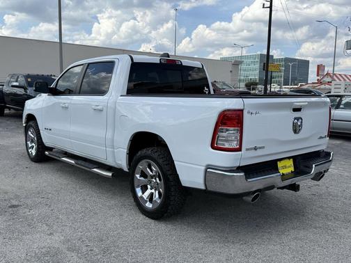 2022 RAM 1500 Classic SLT