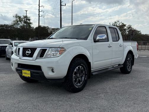 2018 Nissan Frontier Desert Runner