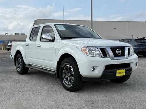 2018 Nissan Frontier Desert Runner