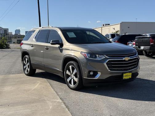 2018 Chevrolet Traverse LT Leather