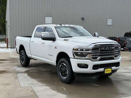 2025 RAM 2500 Laramie Crew Cab 4x4 6'4' Box
