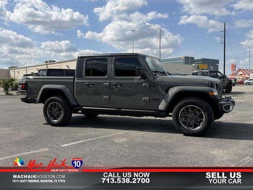 Granite Crystal Metallic Clearcoat 2020 Jeep Gladiator Altitude 4x4