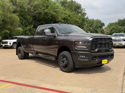 Granite Crystal Metallic Clearcoat 2026 RAM 3500 Tradesman Crew Cab 4x4 8' Box
