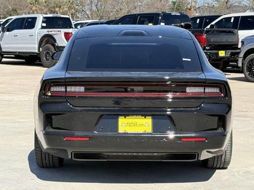 2025 Dodge Charger Daytona R/T