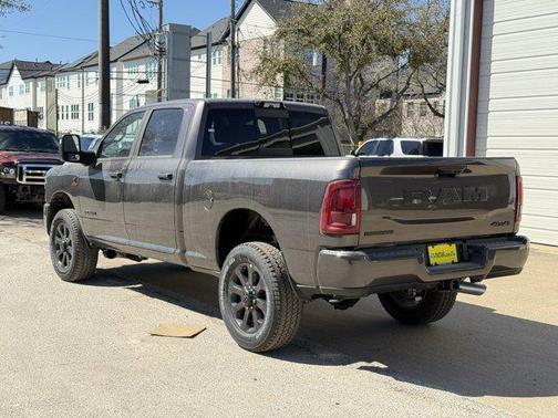 2025 RAM 2500 Lone Star Crew Cab 4x4 6'4' Box