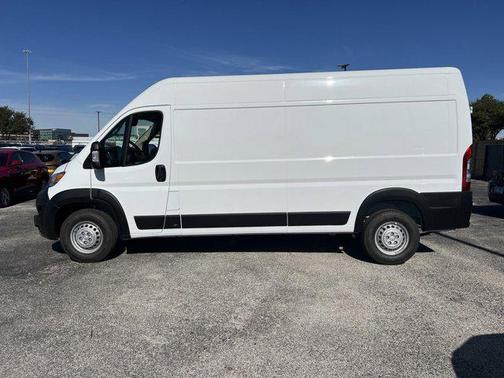 2025 RAM ProMaster 2500 Tradesman