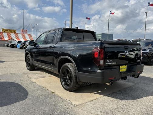 2022 Honda Ridgeline Black
