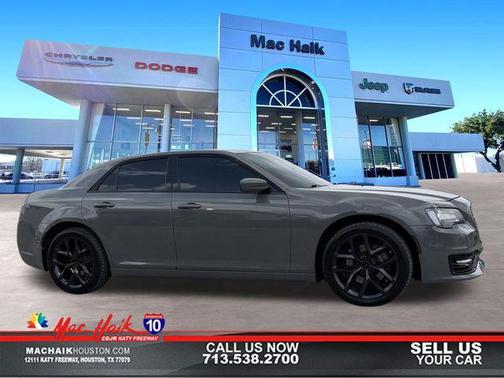 Ceramic Grey Clearcoat 2017 Chrysler 300 S