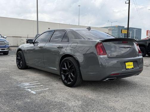 Ceramic Grey Clearcoat 2017 Chrysler 300 S