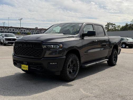 2026 RAM 1500 Warlock Crew Cab 4x4 5'7' Box