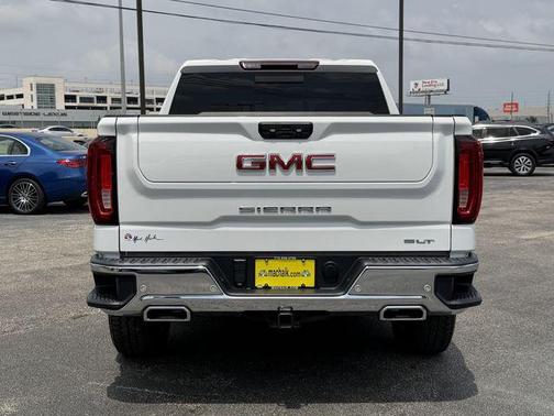 Summit White 2024 GMC Sierra 1500 SLT