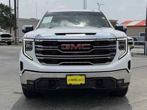 Summit White 2024 GMC Sierra 1500 SLT