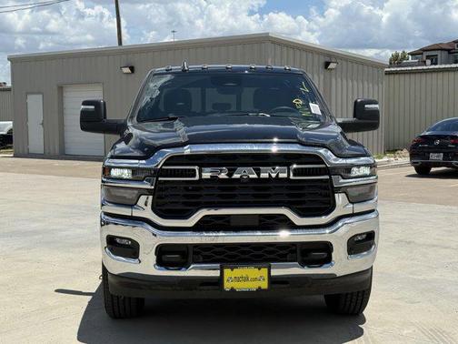 2025 RAM 2500 Tradesman Crew Cab 4x4 6'4' Box