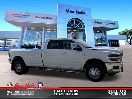 Bright White Clearcoat 2026 RAM 3500 Laramie Crew Cab 4x4 8' Box