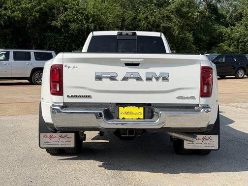 Bright White Clearcoat 2026 RAM 3500 Laramie Crew Cab 4x4 8' Box