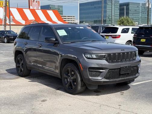 2023 Jeep Grand Cherokee Altitude