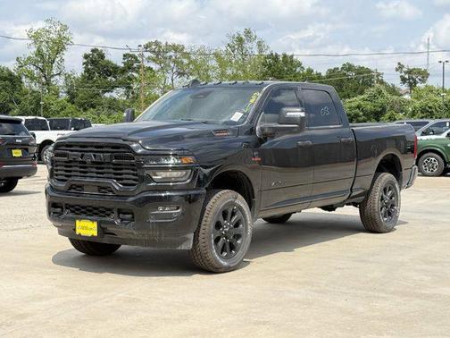 2025 RAM 2500 Lone Star Crew Cab 4x4 6'4' Box