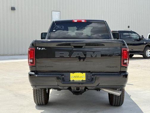 2025 RAM 2500 Lone Star Crew Cab 4x4 6'4' Box