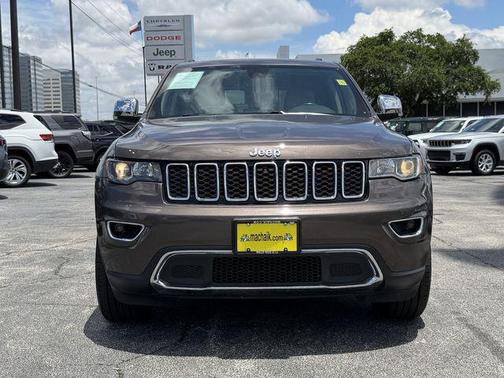 Walnut Brown Metallic Clearcoat 2018 Jeep Grand Cherokee Limited