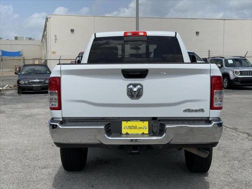 2020 RAM 2500 Tradesman Crew Cab 4X4 6'4' Box