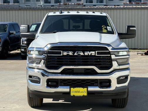2025 RAM 2500 Tradesman Crew Cab 4x4 6'4' Box