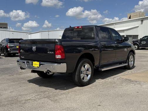Maximum Steel Metallic Clearcoat 2019 RAM 1500 Big Horn