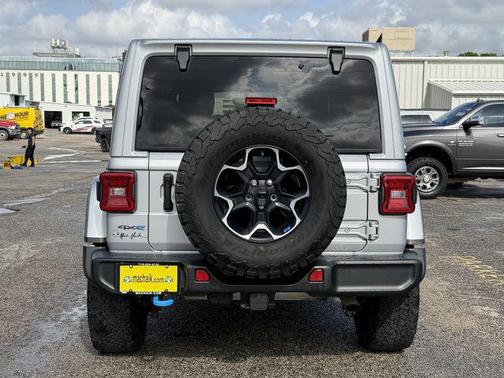 Silver Zynith Clearcoat 2023 Jeep Wrangler 4xe Rubicon