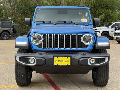 hydro blue pearlcoat 2026 Jeep Wrangler 4-Door Sahara 4x4