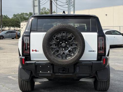 2024 GMC HUMMER EV SUV 2X