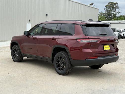 2025 Jeep Grand Cherokee L Altitude