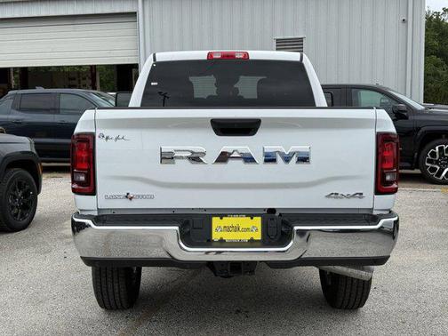 2025 RAM 2500 Lone Star Crew Cab 4x4 6'4' Box