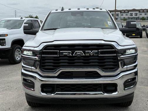 2025 RAM 2500 Lone Star Crew Cab 4x4 6'4' Box