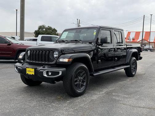 Black Clearcoat 2024 Jeep Gladiator Sport S