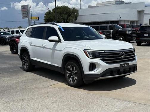 2024 Volkswagen Atlas 2.0T SE