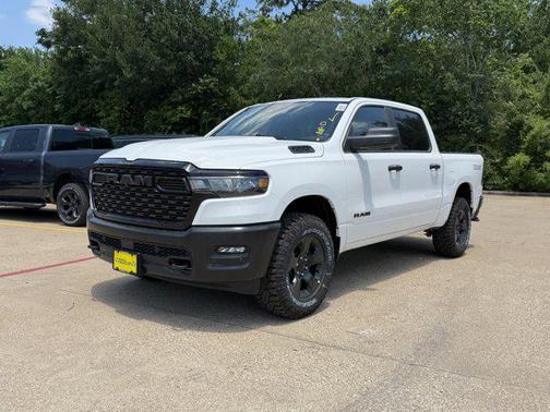 Bright White Clearcoat 2026 RAM 1500 Warlock Crew Cab 4x4 5'7' Box
