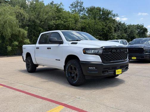 Bright White Clearcoat 2026 RAM 1500 Warlock Crew Cab 4x4 5'7' Box
