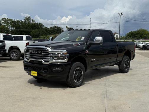2025 RAM 2500 Laramie Crew Cab 4x4 6'4' Box