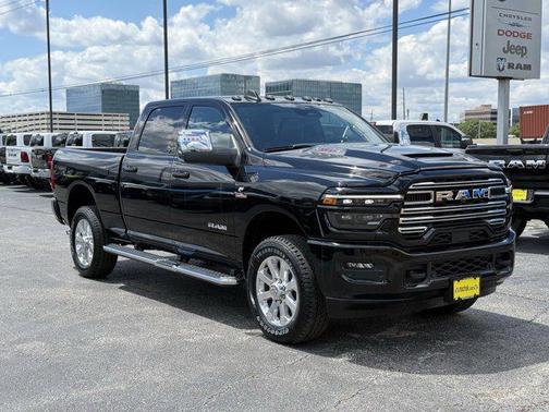 2025 RAM 2500 Laramie Crew Cab 4x4 6'4' Box